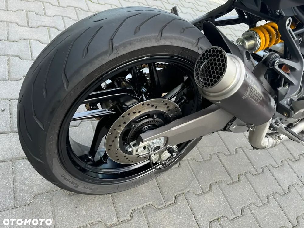 Ducati Monster - 13