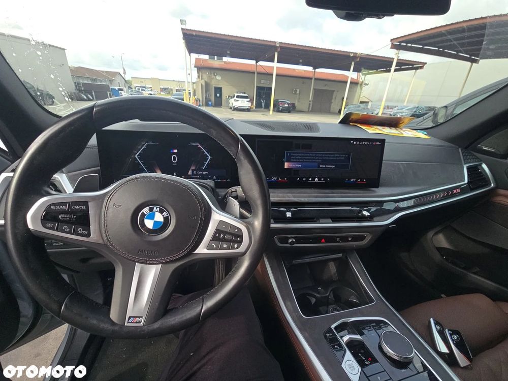 BMW X5 xDrive40i - 8