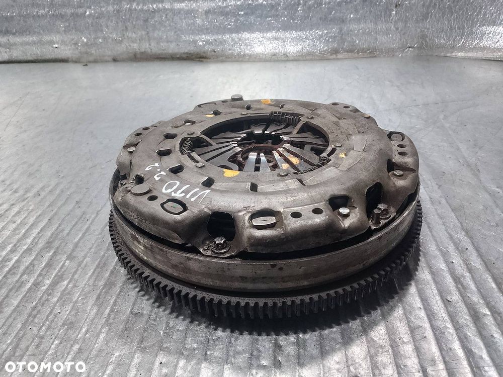 KOŁO DWUMASOWE KOMPLETNE MERCEDES-BENZ VITO 639 - 4