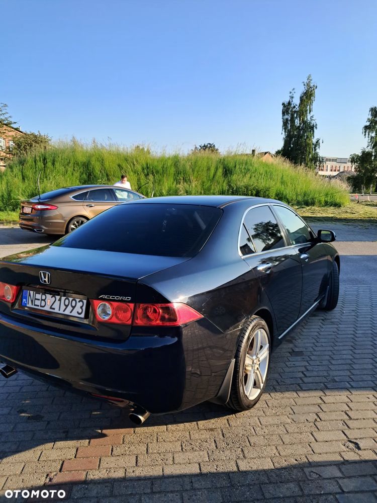 Honda Accord 2.4 Executive - 3