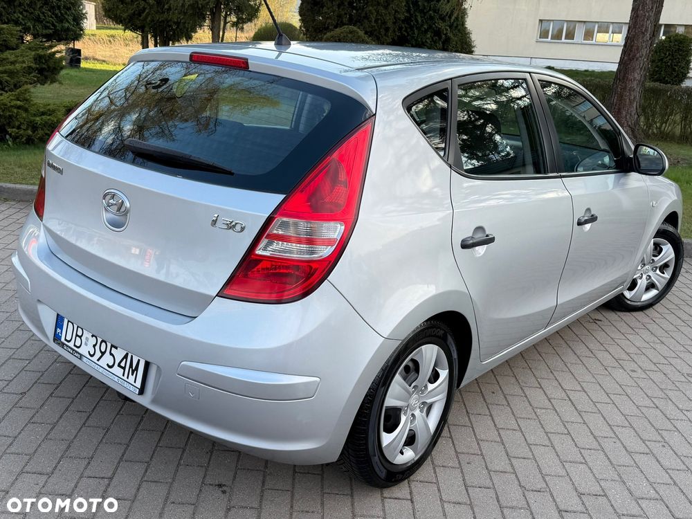 Hyundai i30 1.4 Blue Comfort - 11