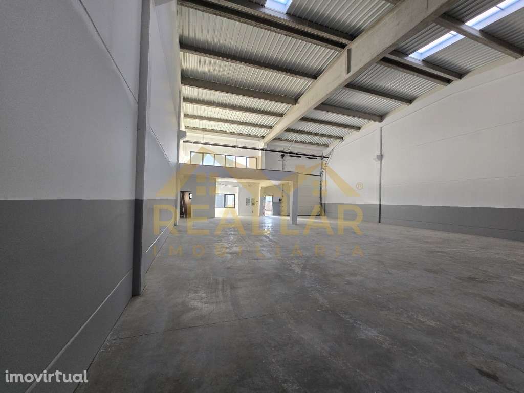 Armazém Novo para Arrendamento em Amorim - Póvoa de Varzim - Grande imagem: 4/9