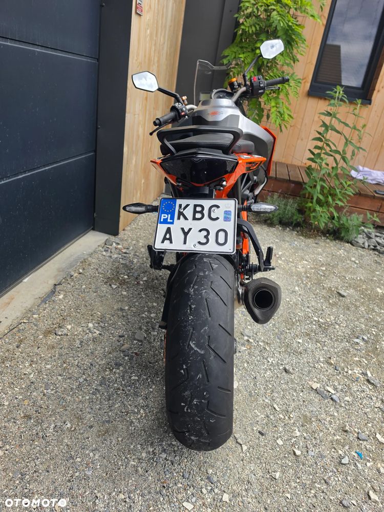 KTM Super Duke - 10