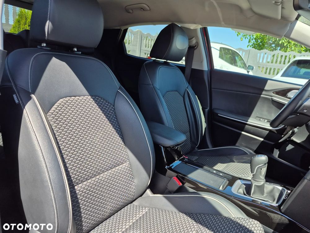Kia XCeed 1.5 T-GDI Business Line - 22