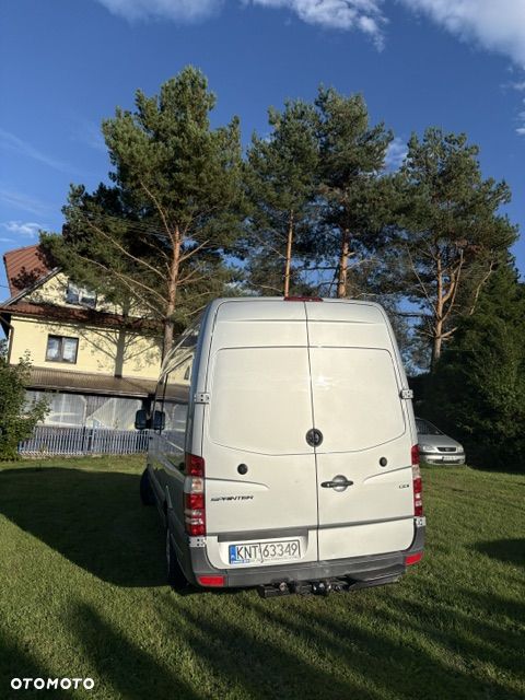 Mercedes-Benz Sprinter - 4