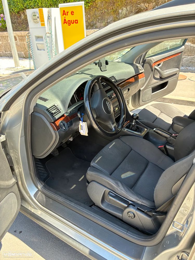 Audi A4 Avant 1.9 TDI m5 Sport - 8