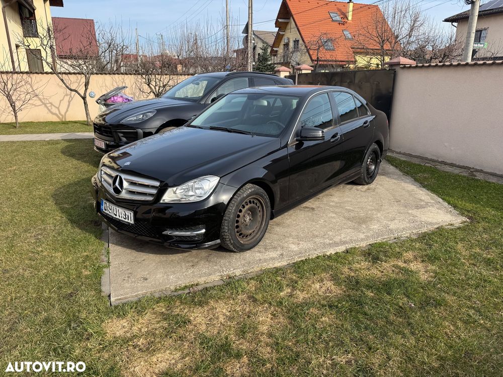Mercedes-Benz C - 3