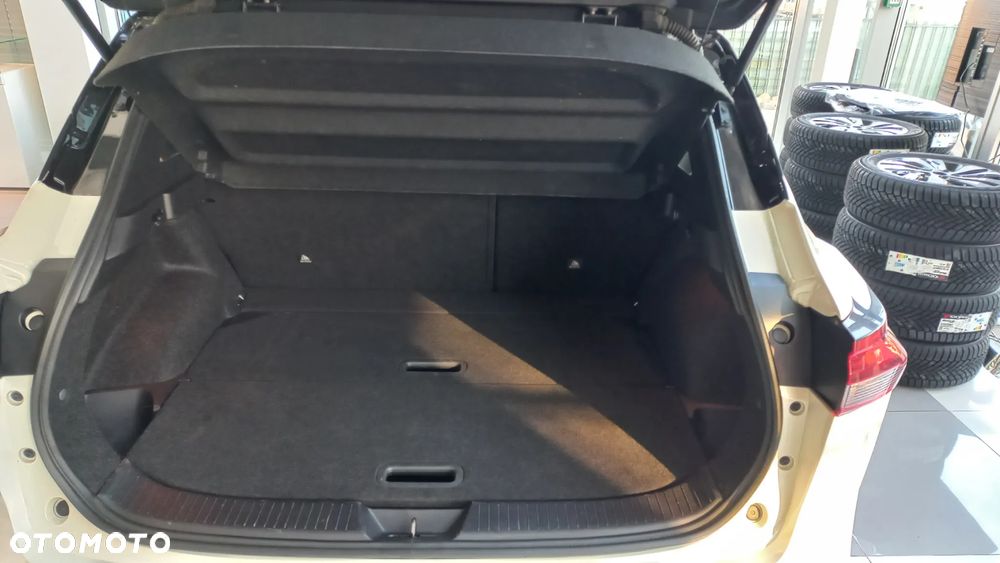 Nissan Qashqai 1.3 DIG-T N-Connecta EU6d - 13