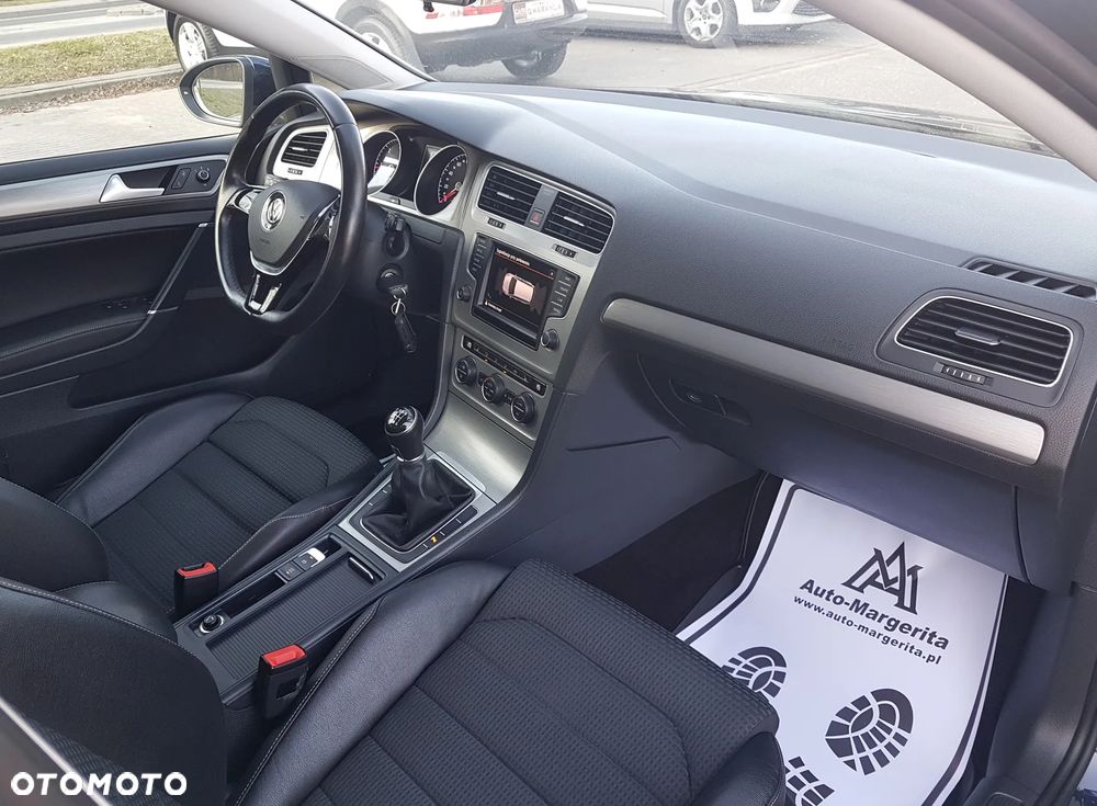 Volkswagen Golf 2.0 TDI (BlueMotion Technology) Highline - 28