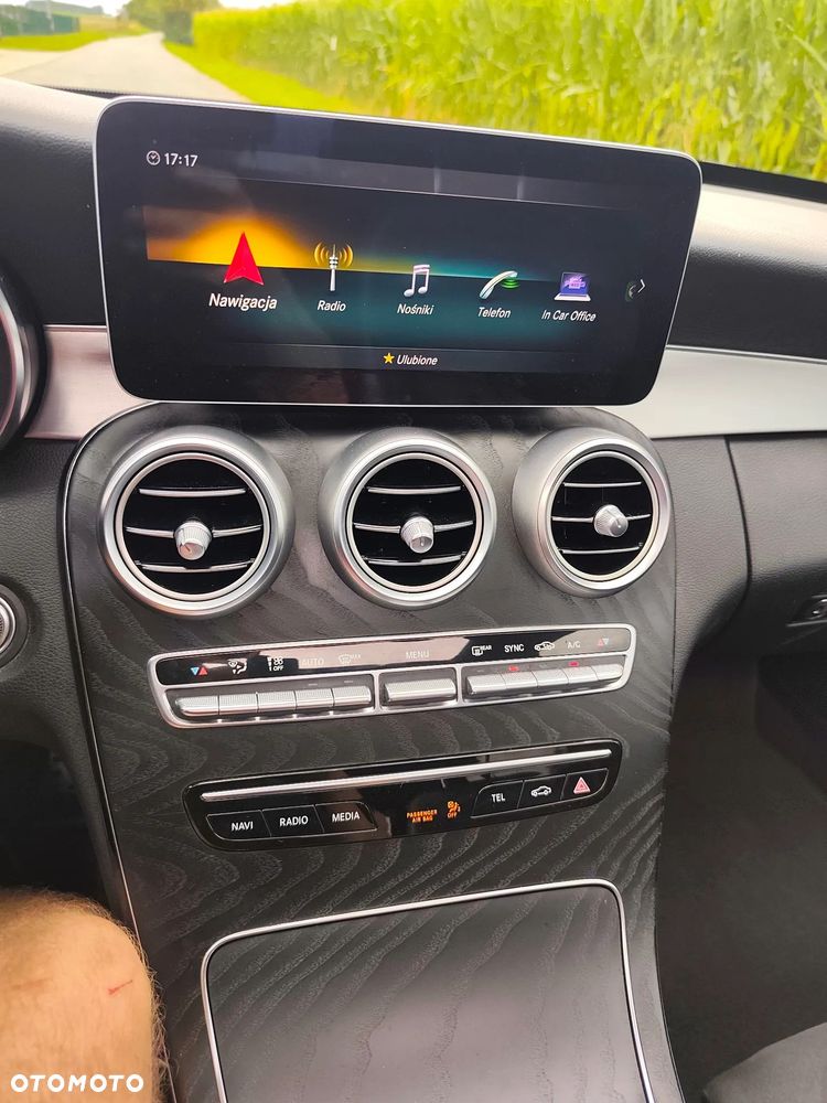 Mercedes-Benz Klasa C 220 d 9G-TRONIC AMG Line - 29