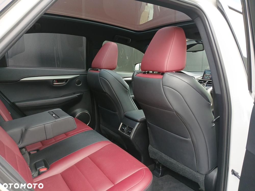 Lexus NX 200t F Sport AWD - 28
