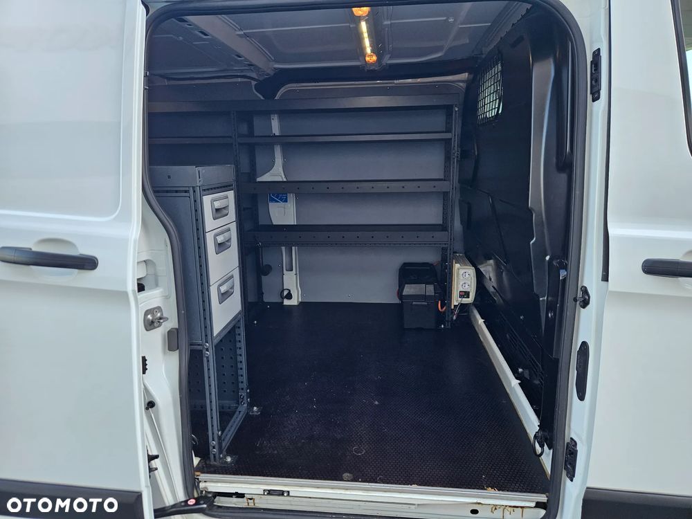 Ford Transit Custom - 28