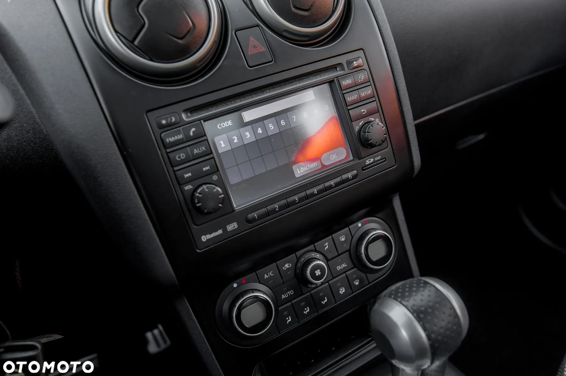 Nissan Qashqai 2.0 4x4 CVT tekna - 31
