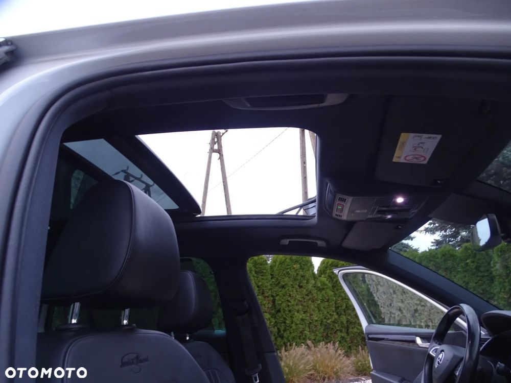 Skoda Superb 2.0 TDI 4x4 DSG L&K - 9