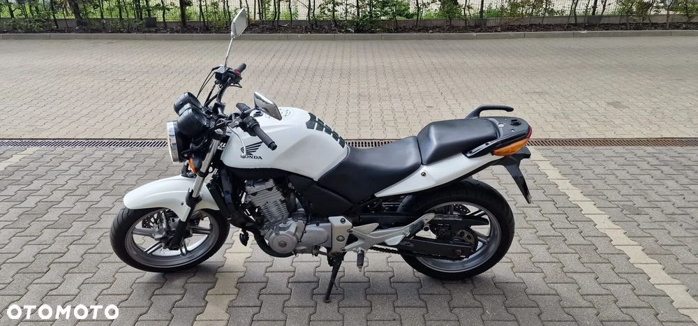 Honda CBF - 12