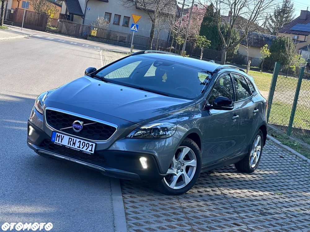 Volvo V40 Cross Country D2 Momentum - 25