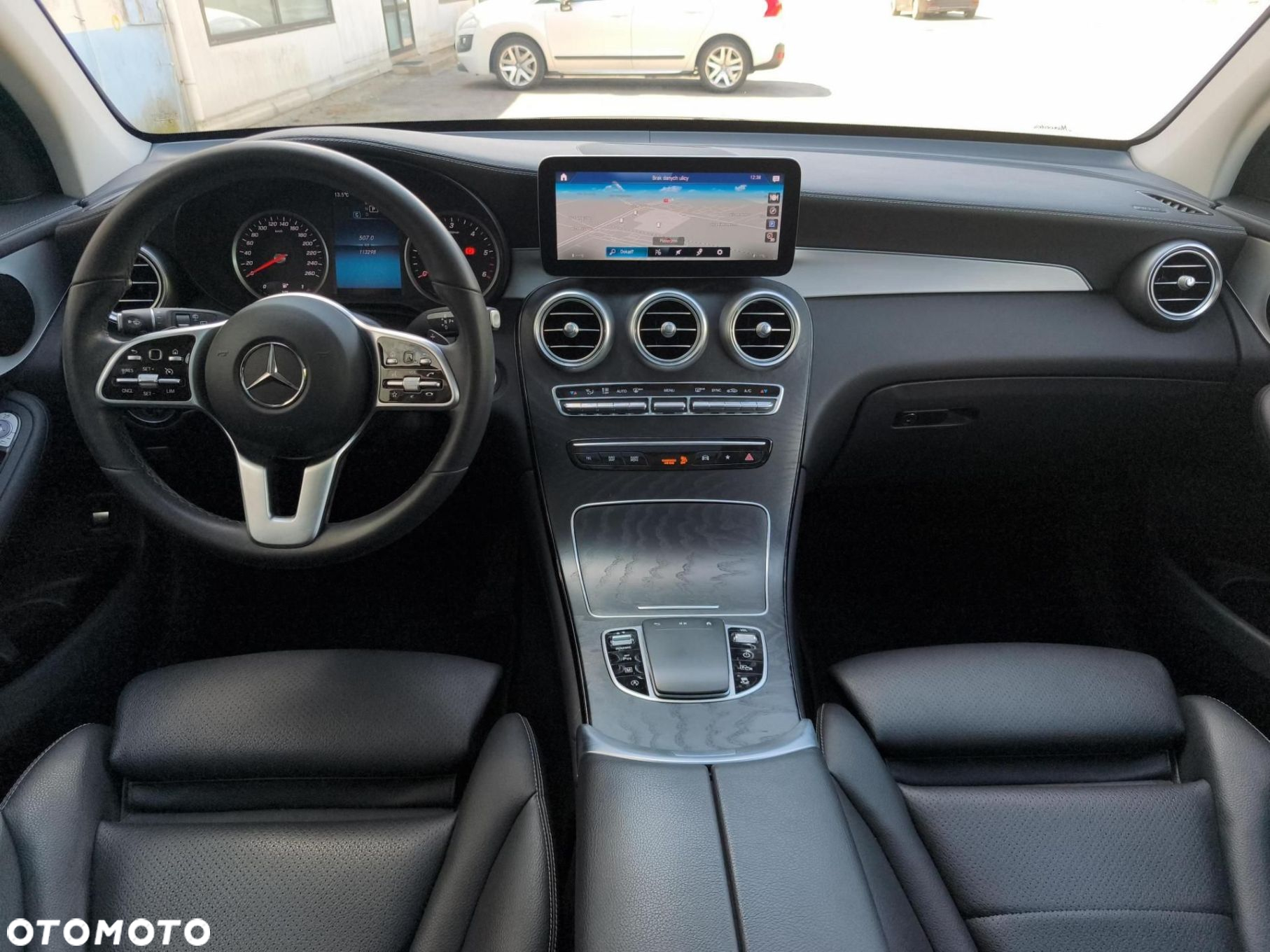 Mercedes-Benz GLC - 13
