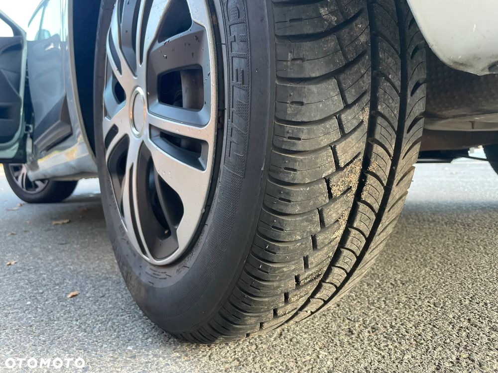 Citroën C4 1.6 16V Exclusive - 16