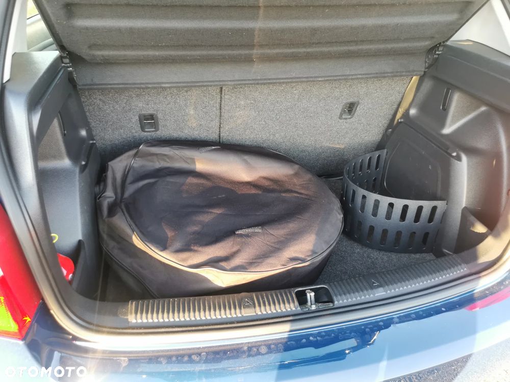 Skoda Fabia 1.4 16V Fresh - 12