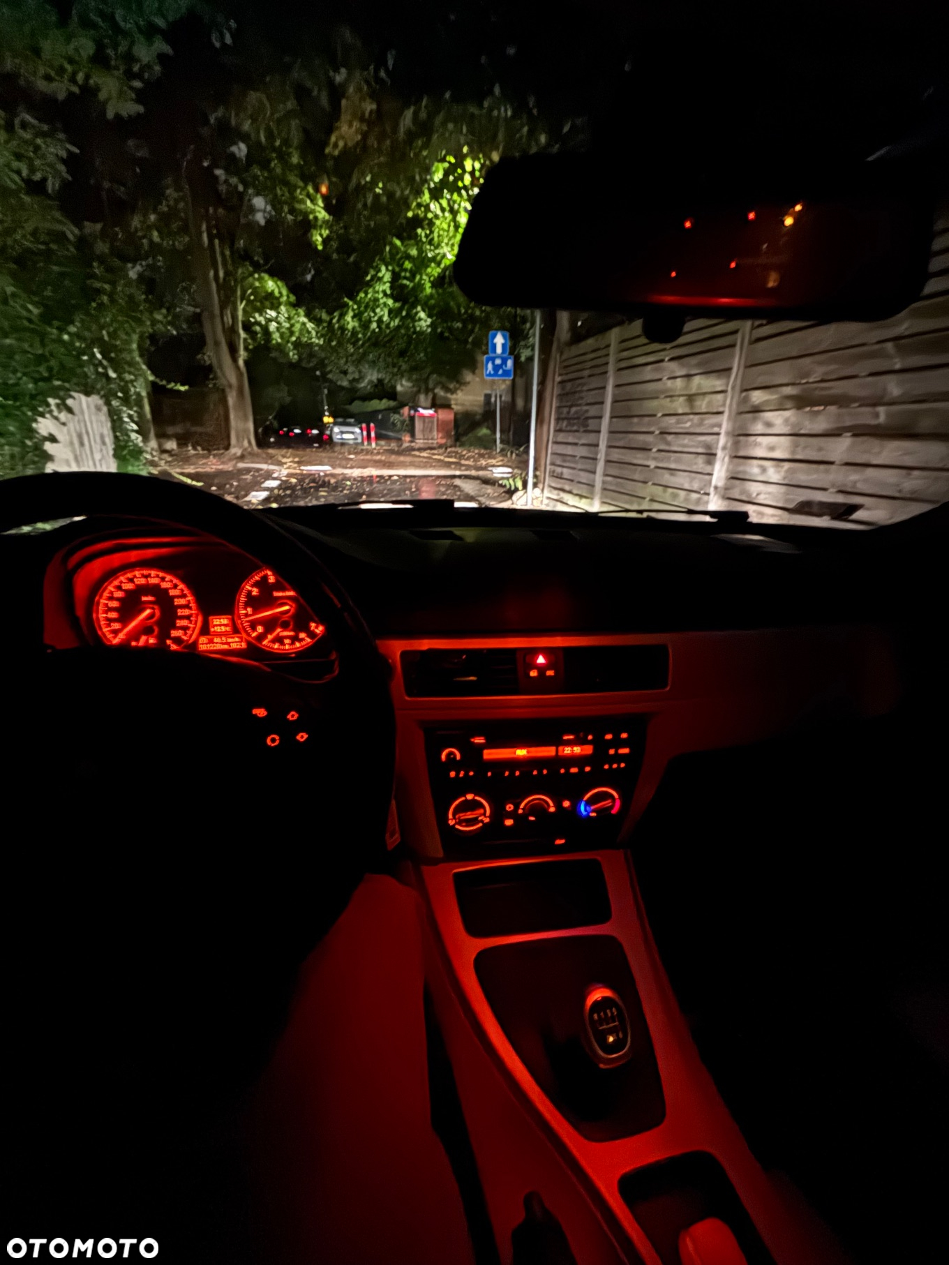 BMW Seria 3 316i - 12