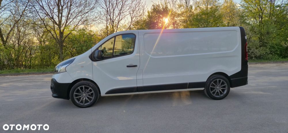 Renault Trafic - 25