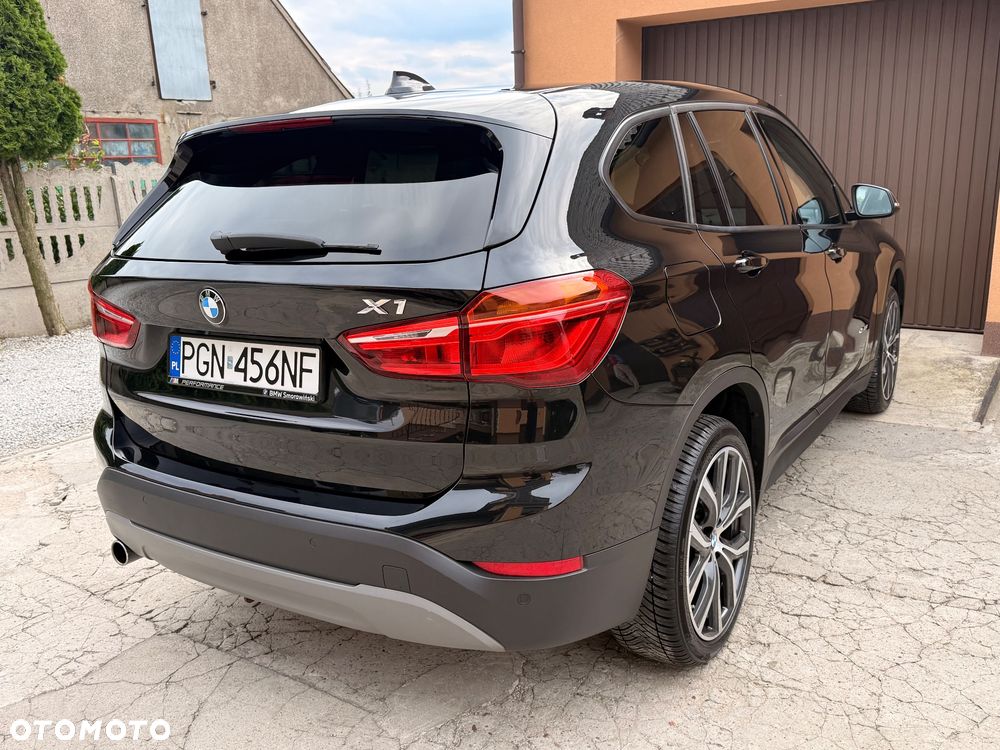 BMW X1 xDrive18d - 9