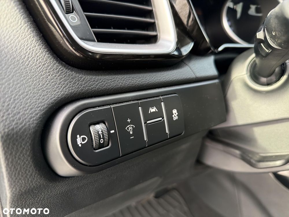 Kia Ceed 1.5 T-GDI Tribute DCT - 21