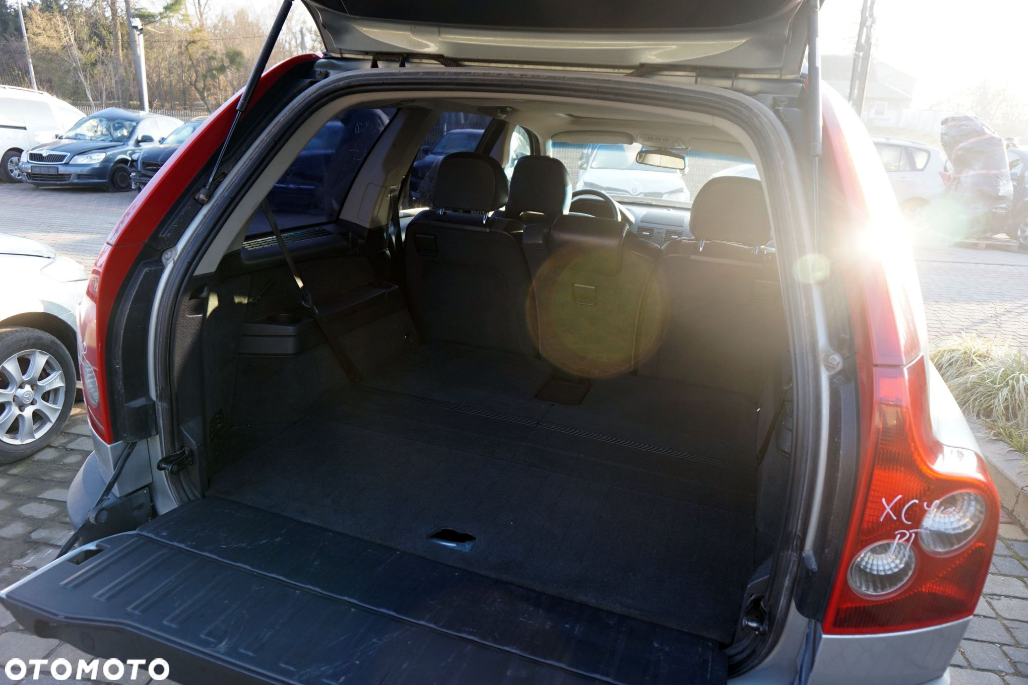 VOLVO XC90 I 275 2003 456-46 2.5T 20V B5254T2 209KM AW50/51 SREBRNY na części - 13