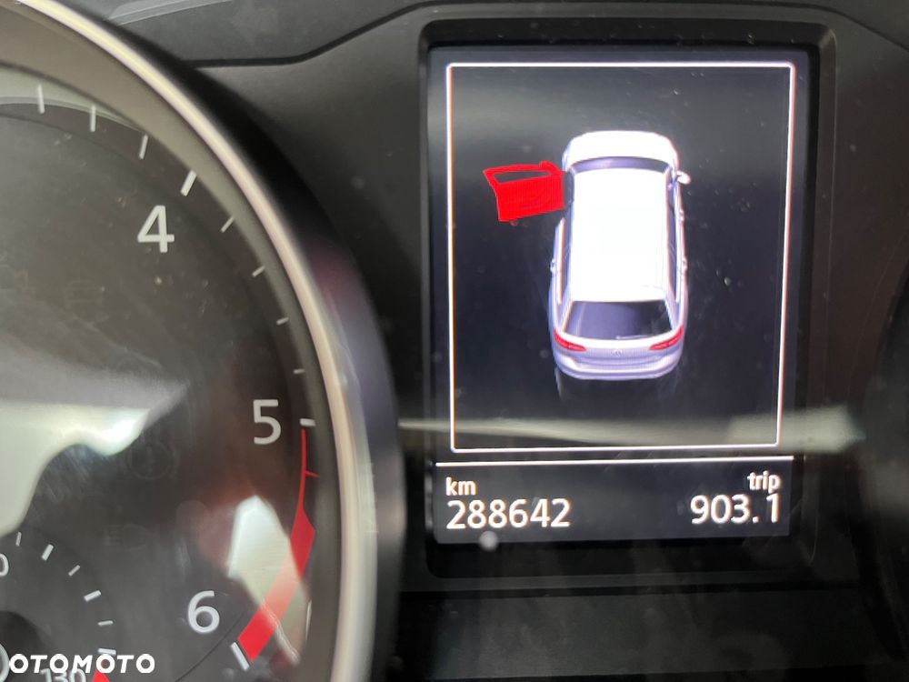 Volkswagen Passat 2.0 TDI SCR DSG Comfortline - 10