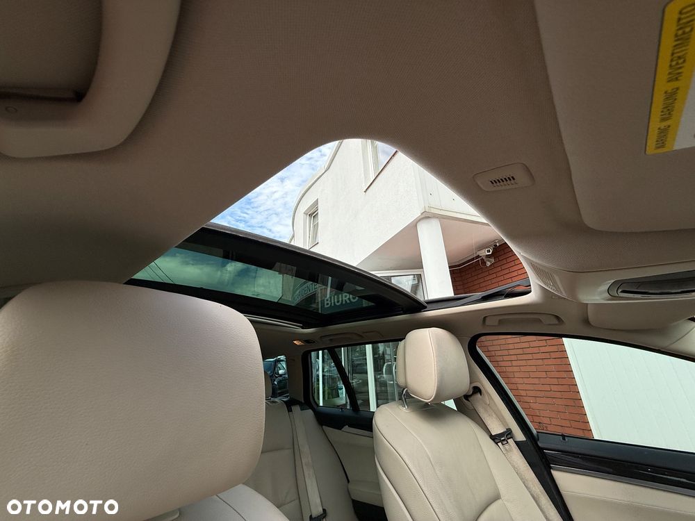 BMW Seria 5 - 32