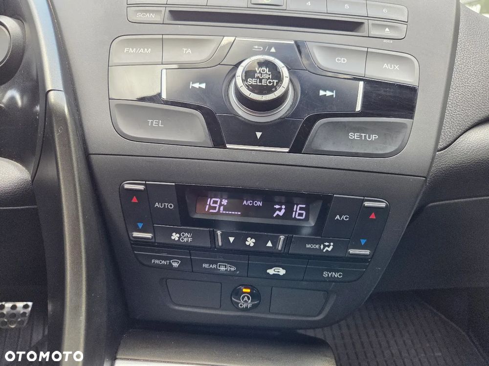 Honda Civic 1.4 Sport - 14