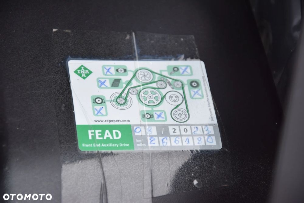 Hyundai ix35 2.0 CRDi 4WD Automatik Style - 29