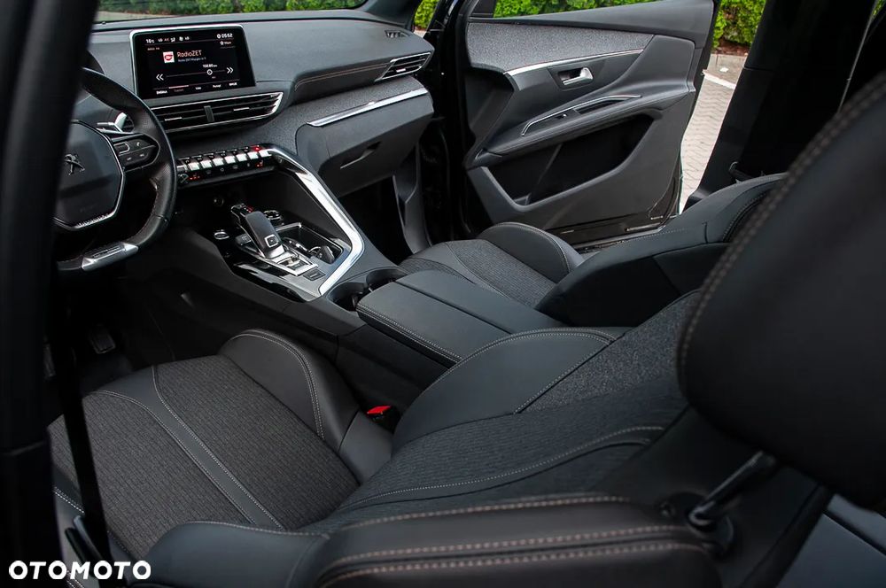 Peugeot 3008 1.6 PureTech GT Pack S&S EAT8 - 23