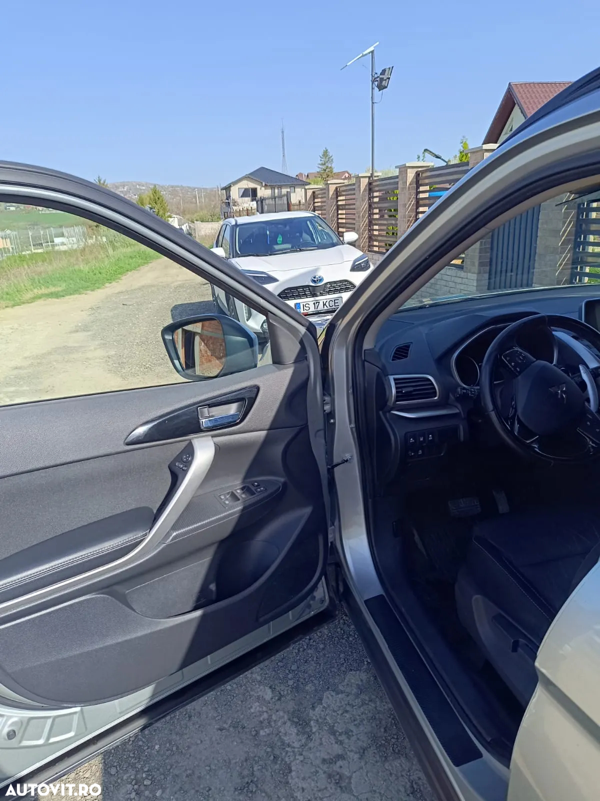 Mitsubishi Eclipse-Cross - 2
