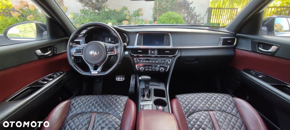 Kia Optima - 5