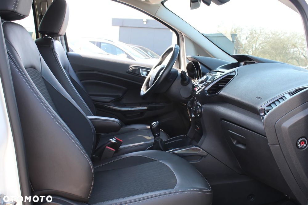 Ford EcoSport 1.0 EcoBoost TITANIUM - 24