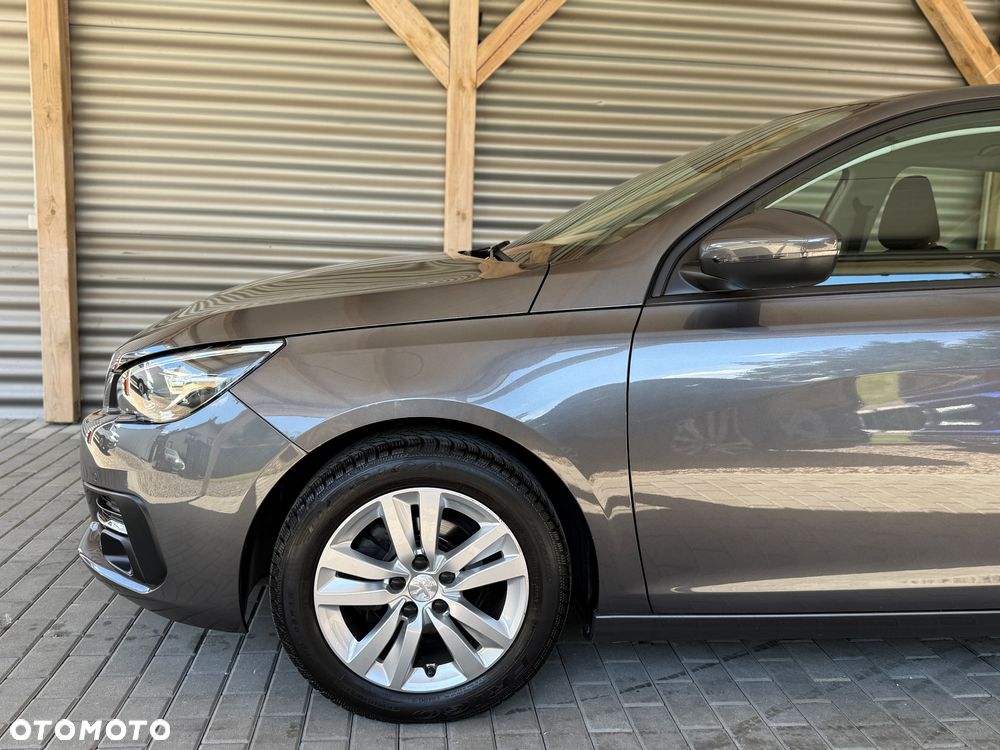 Peugeot 308 1.2 PureTech GPF Business Line S&S - 17