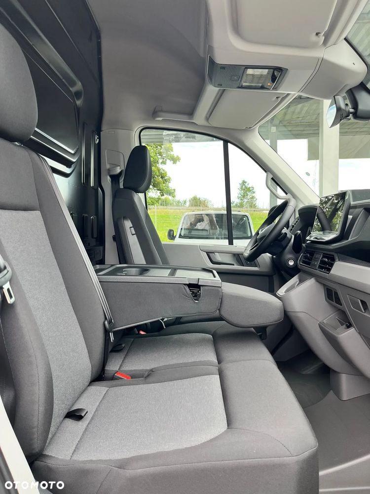 Volkswagen Crafter - 13