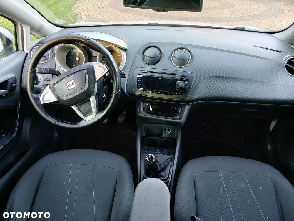 Seat Ibiza ST 1.4 16V Style - 5