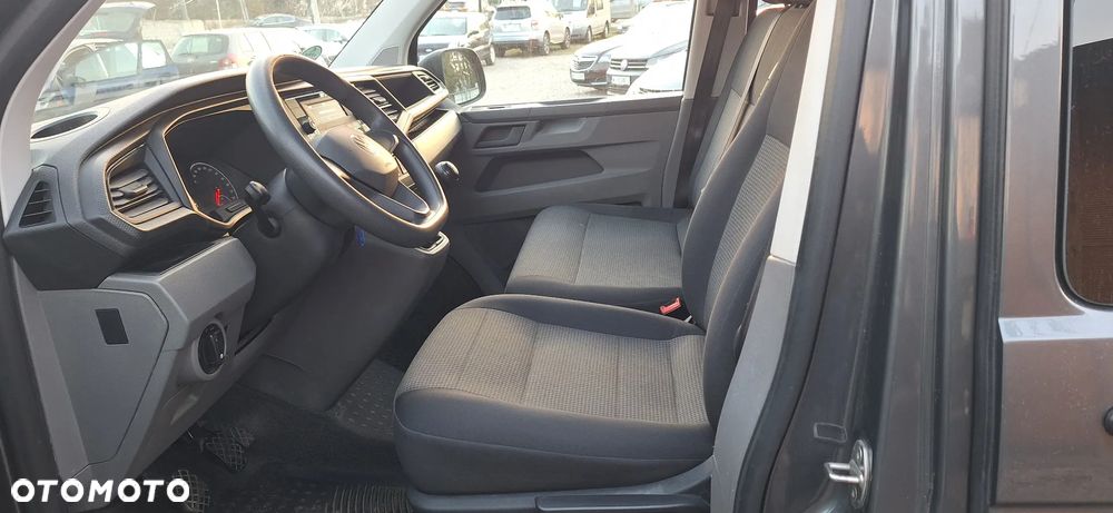 Volkswagen Transporter - 17