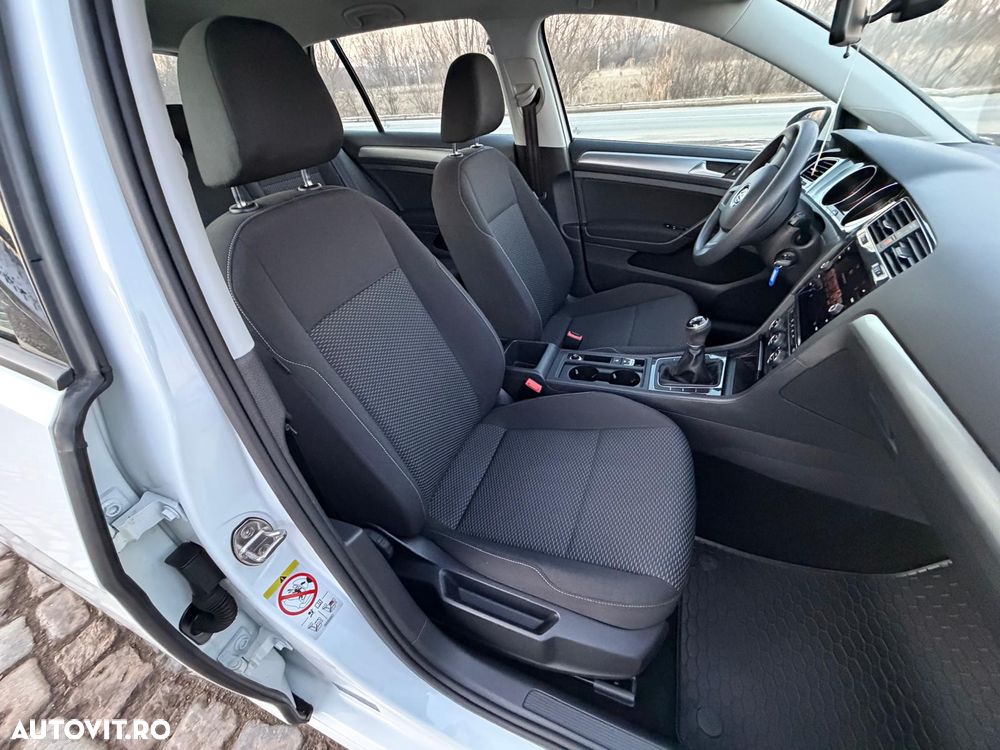 Volkswagen Golf 1.0 TSI Trendline - 9