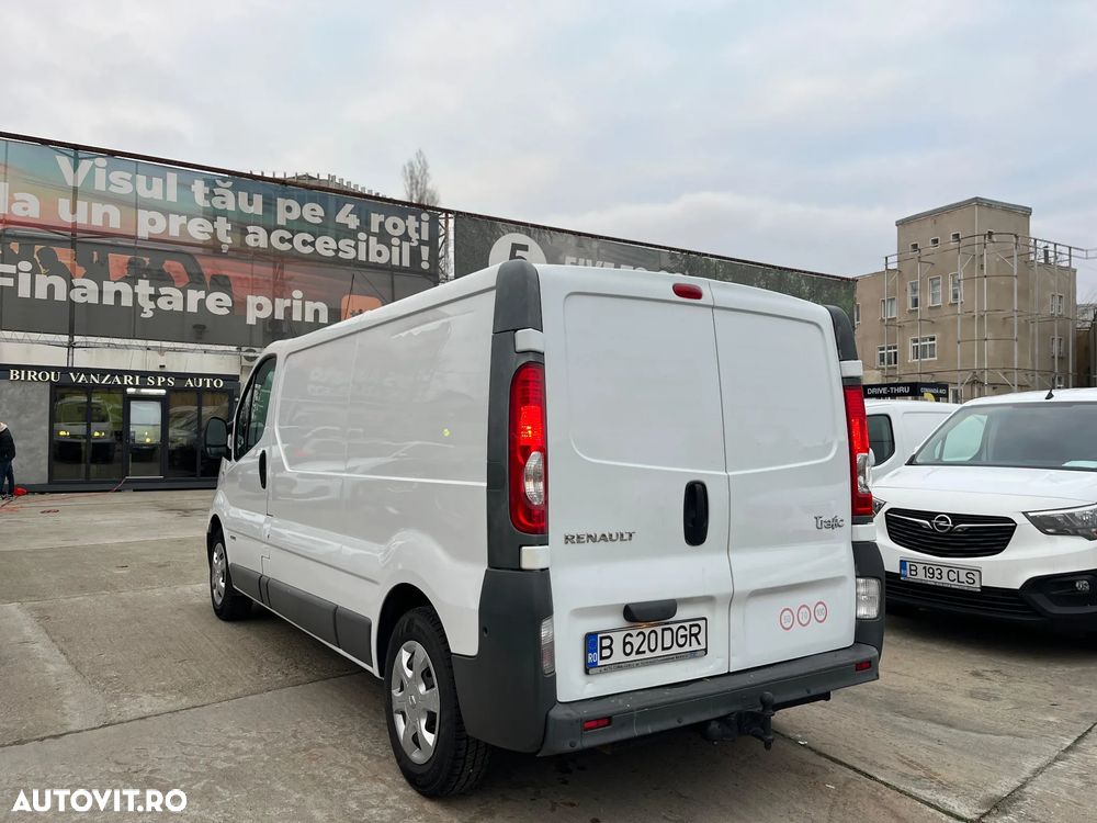Renault Trafic - 4