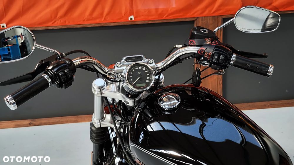 Harley-Davidson Sportster - 35