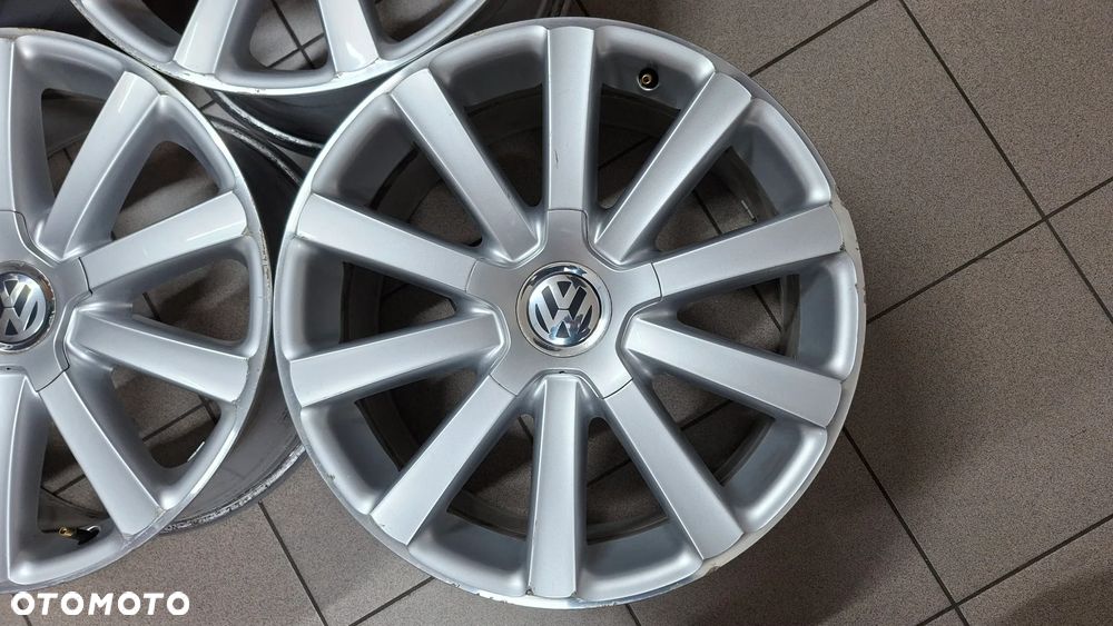 Felgi Aluminiowe 18 VW Passat B6 B7 5x112 ET 44 Omanyt - 5