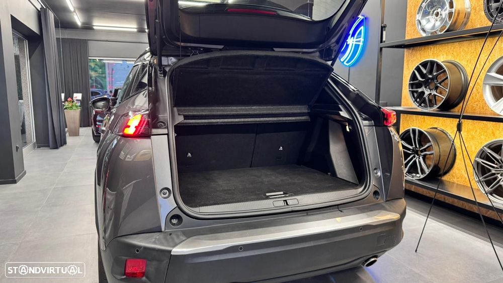 Peugeot 2008 1.5 BlueHDi GT EAT8 - 19