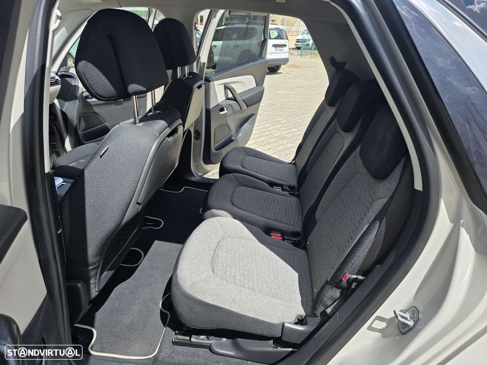 Citroën C4 Picasso PureTech 130 Stop&Start FEEL - 24