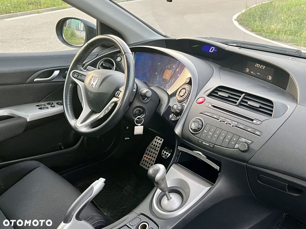 Honda Civic 1.8 TypeS + - 9