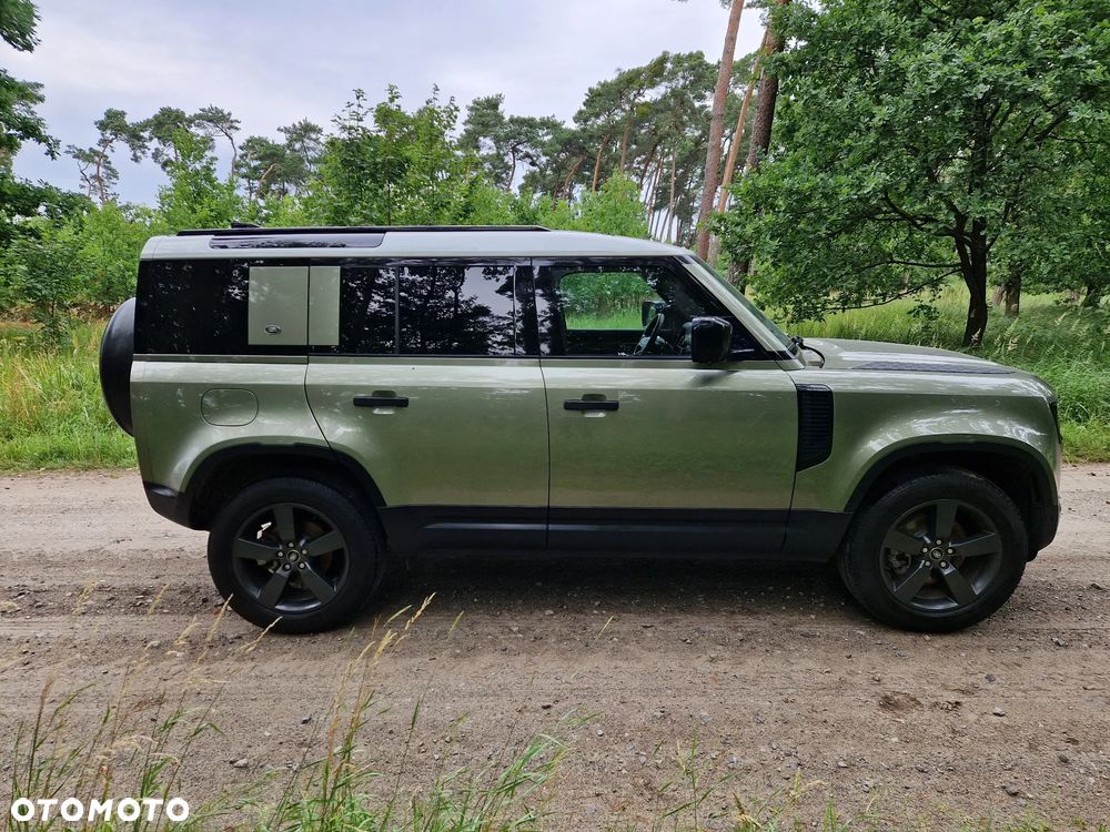 Land Rover Defender 2.0 D240 S - 16