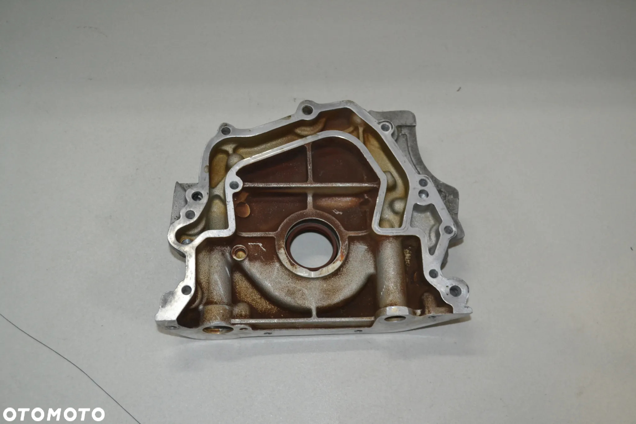 AUDI A4 B5 A6 C5 2,8 V6 OBUDOWA ROZRZĄDU USZCZELNIACZ WAŁU 078103153C - 2