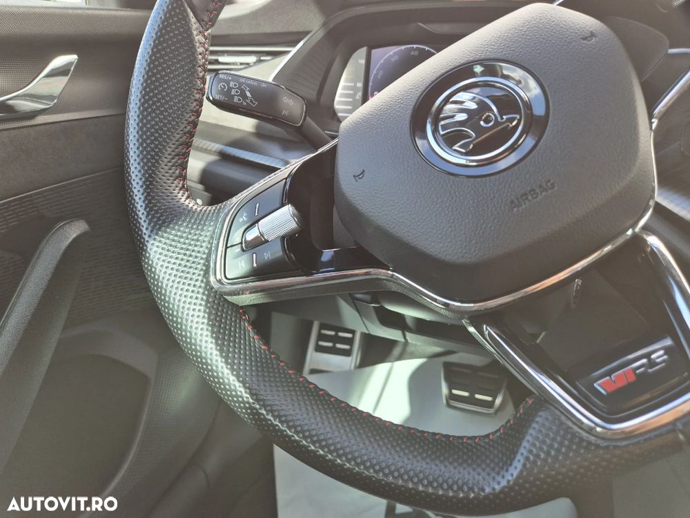 Skoda Octavia Combi 2.0 TDI DSG 4x4 RS - 15